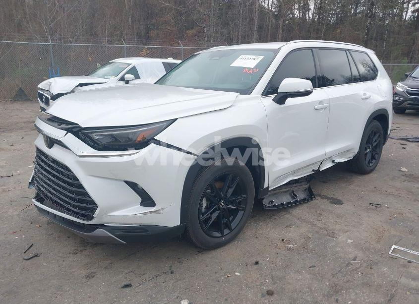 Photo 2 of 2024 Toyota Grand HIGHLANDER LIMITED (VIN 5TDAAAA57RS001044)