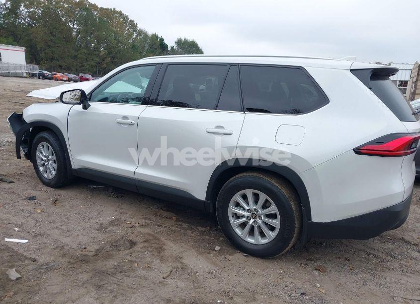 Photo 14 of 2024 Toyota Grand HIGHLANDER XLE (VIN 5TDAAAA57RS011153)