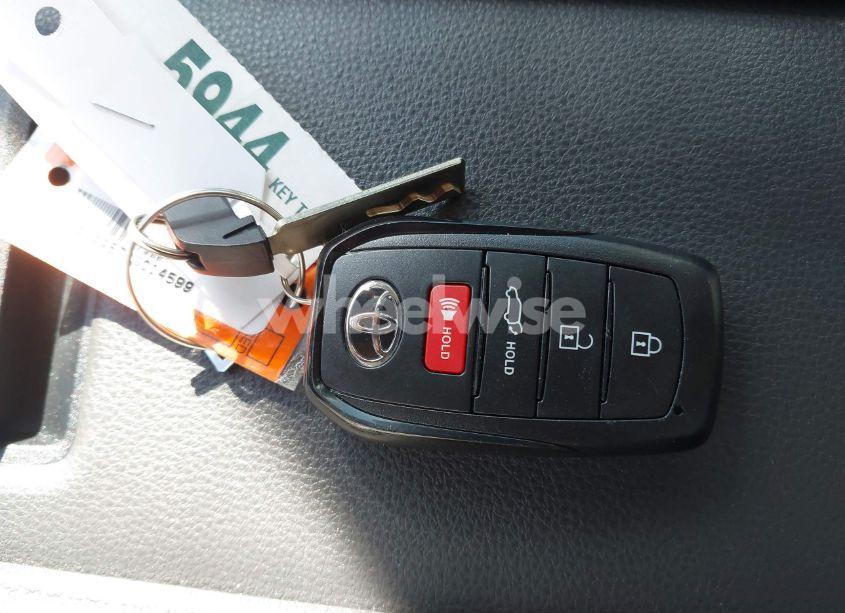 Photo 11 of 2024 Toyota Grand HIGHLANDER XLE (VIN 5TDAAAA57RS014599)