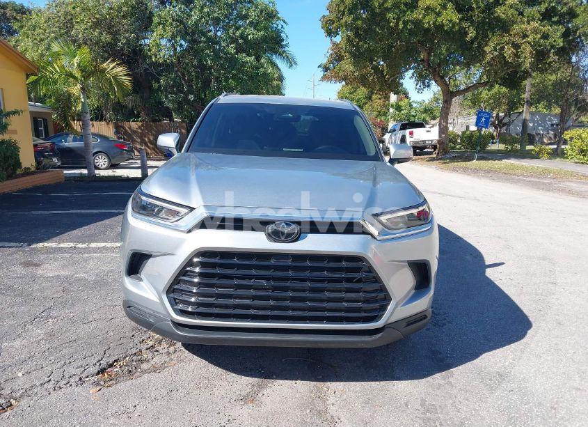 Photo 12 of 2024 Toyota Grand HIGHLANDER XLE (VIN 5TDAAAA57RS014599)