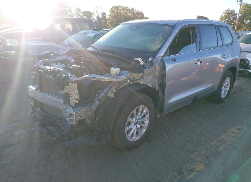 Photo 2 of 2024 Toyota Grand HIGHLANDER XLE (VIN 5TDAAAA58RS011968)