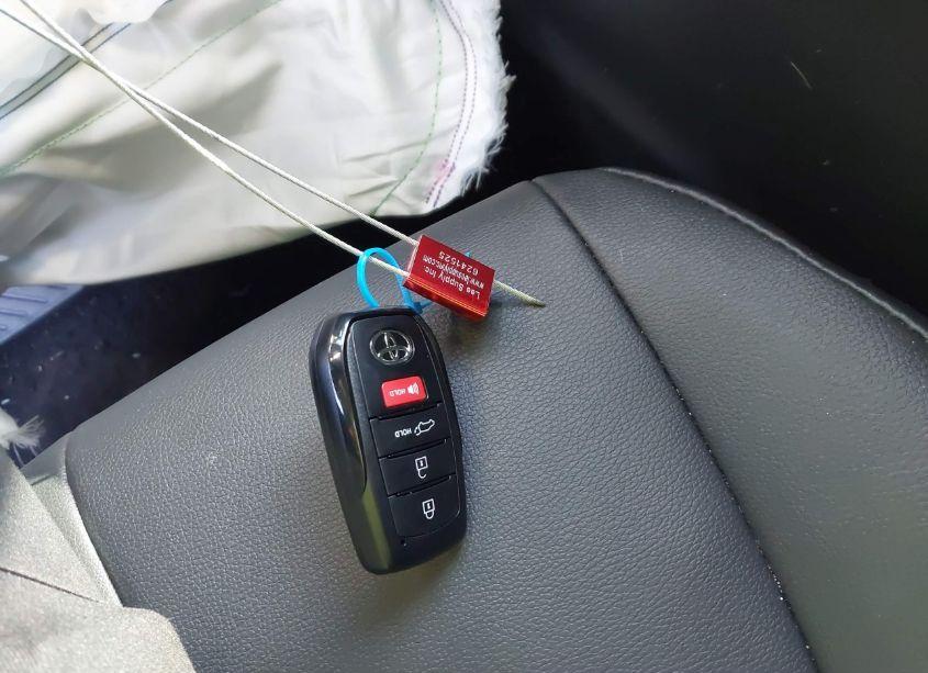 Photo 11 of 2024 Toyota Grand HIGHLANDER XLE (VIN 5TDAAAA59RS010845)