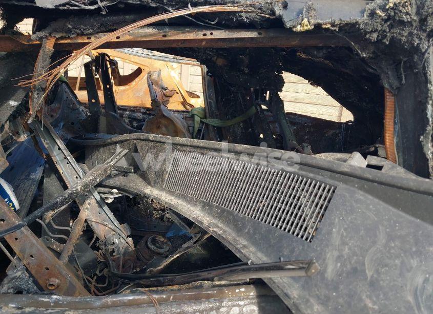 Photo 8 of 2024 Toyota Grand HIGHLANDER XLE (VIN 5TDAAAA59RS014927)