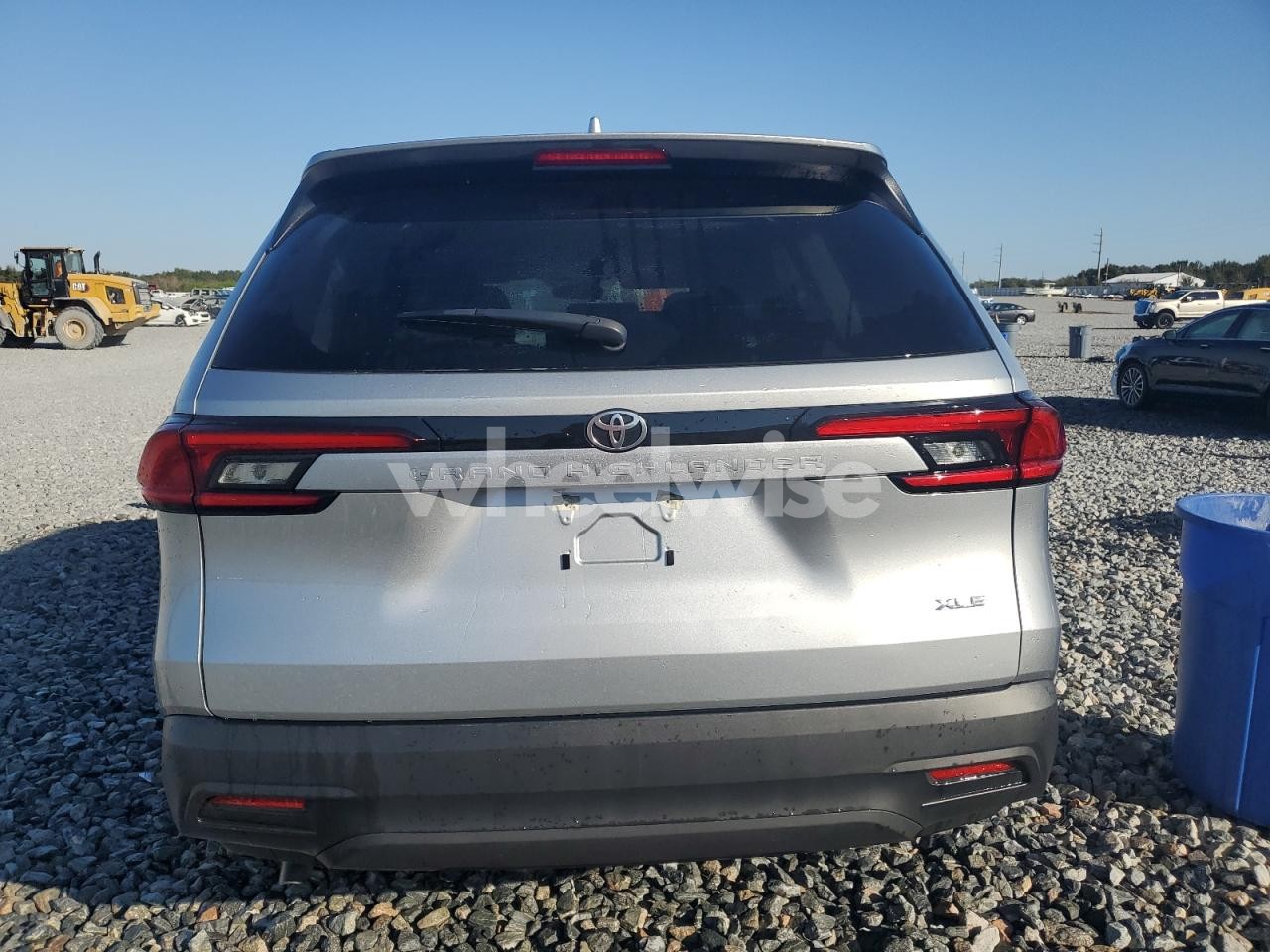 Photo 6 of 2025 TOYOTA GRAND HIGHLANDER LE (VIN 5TDAAAA59SS021298)