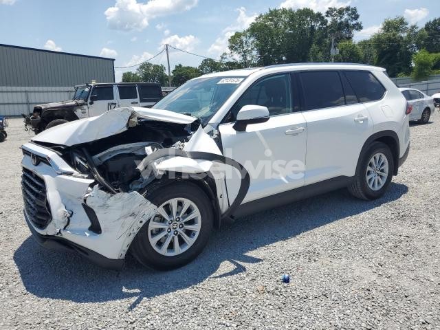 Photo 11 of 2024 TOYOTA GRAND HIGHLANDER XLE (VIN 5TDAAAA5XRS014774)