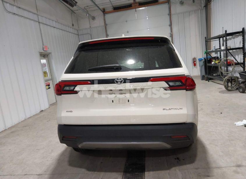 Photo 16 of 2024 Toyota Grand HIGHLANDER PLATINUM (VIN 5TDAAAB50RS006987)