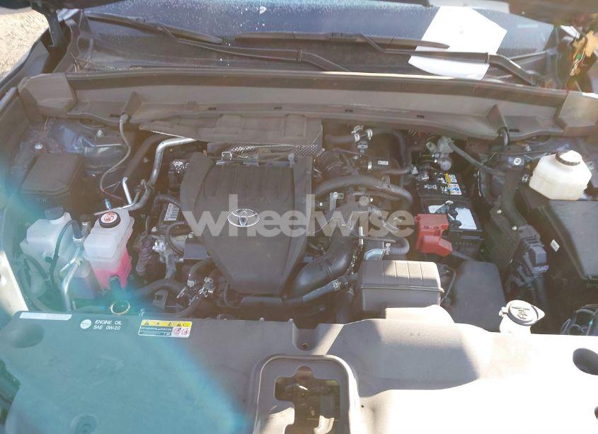 Photo 10 of 2024 Toyota Grand HIGHLANDER XLE/LIMITED/PLATINUM (VIN 5TDAAAB50RS010750)