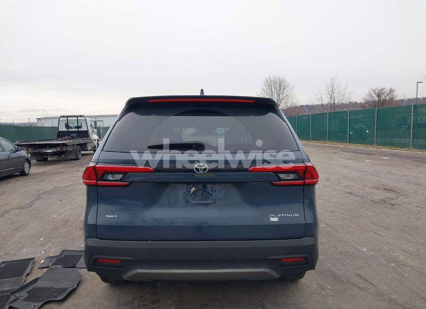 Photo 16 of 2024 Toyota Grand HIGHLANDER PLATINUM (VIN 5TDAAAB50RS035616)