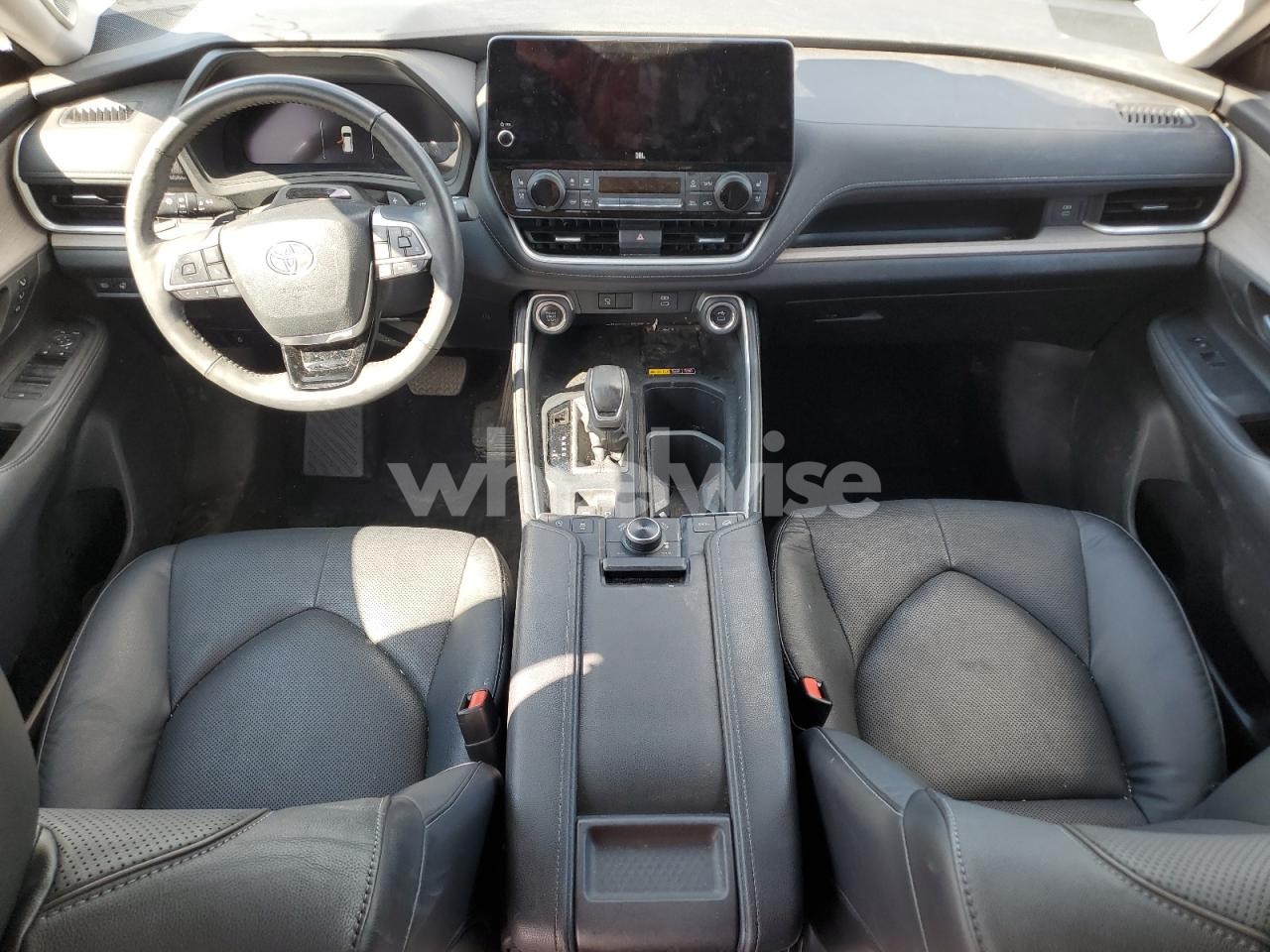 Photo 8 of 2024 TOYOTA GRAND HIGHLANDER XLE (VIN 5TDAAAB50RS052335)