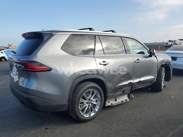 Photo 11 of 2025 TOYOTA GRAND HIGHLANDER LE (VIN 5TDAAAB50SS081808)