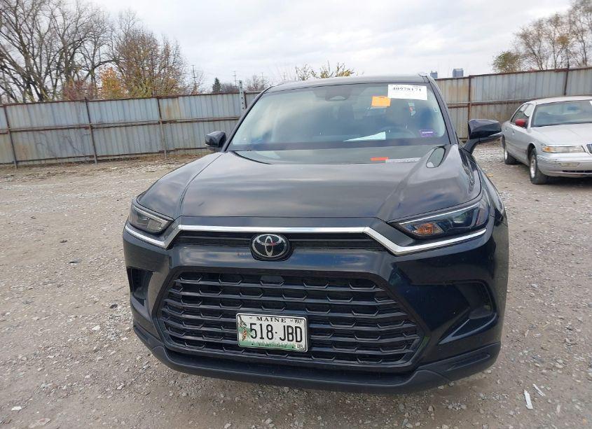 Photo 12 of 2024 Toyota Grand HIGHLANDER XLE (VIN 5TDAAAB51RS050481)