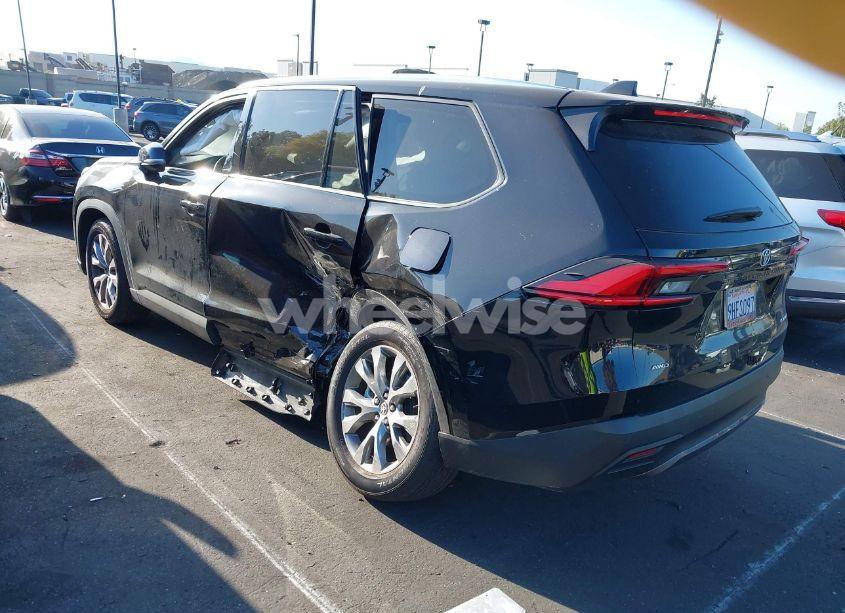 Photo 3 of 2024 Toyota Grand HIGHLANDER LIMITED (VIN 5TDAAAB52RS003735)