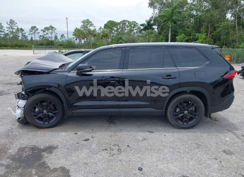 Photo 15 of 2024 Toyota Grand HIGHLANDER LIMITED (VIN 5TDAAAB52RS006098)