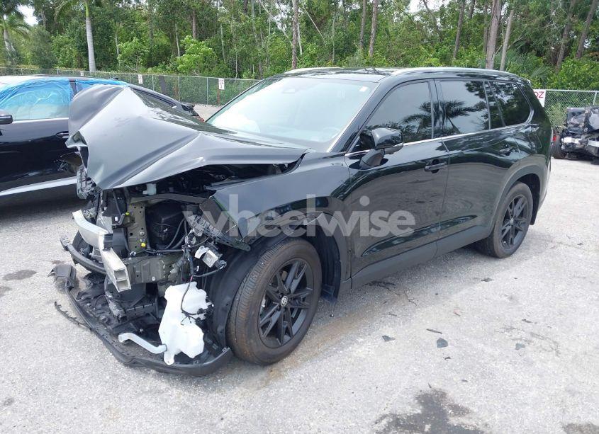 Photo 2 of 2024 Toyota Grand HIGHLANDER LIMITED (VIN 5TDAAAB52RS006098)