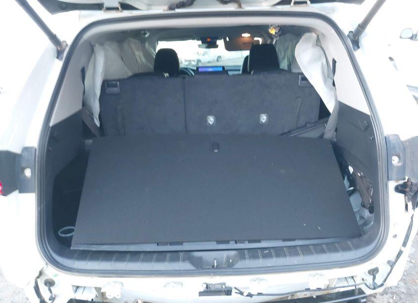 Photo 8 of 2024 Toyota Grand HIGHLANDER XLE (VIN 5TDAAAB52RS023273)