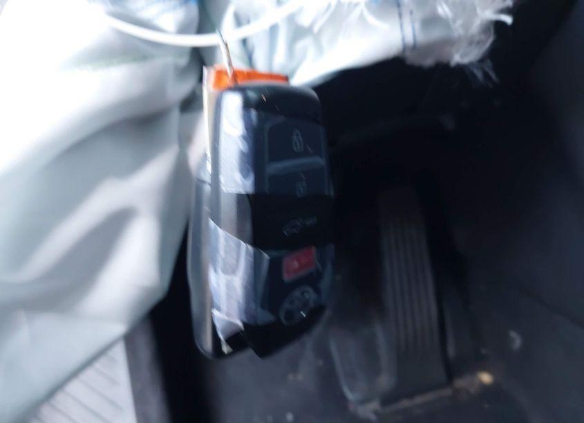 Photo 11 of 2024 Toyota Grand HIGHLANDER XLE (VIN 5TDAAAB52RS028196)