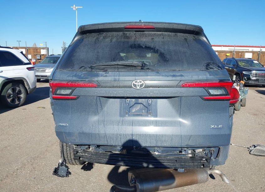 Photo 16 of 2024 Toyota Grand HIGHLANDER XLE (VIN 5TDAAAB53RS045380)