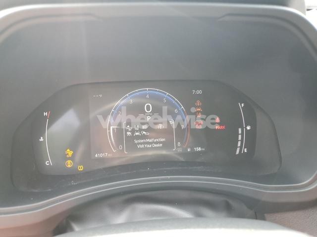 Photo 10 of 2024 TOYOTA GRAND HIGHLANDER XLE (VIN 5TDAAAB54RS021489)