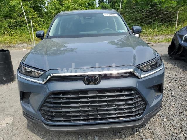 Photo 11 of 2024 TOYOTA GRAND HIGHLANDER XLE (VIN 5TDAAAB54RS021489)