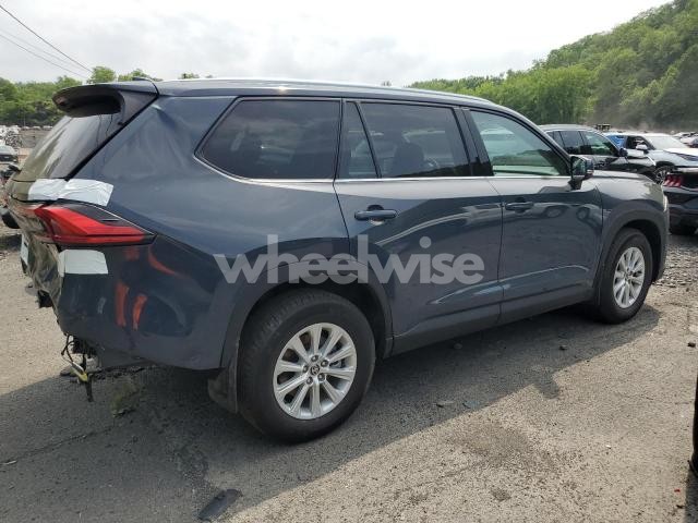 Photo 2 of 2024 TOYOTA GRAND HIGHLANDER XLE (VIN 5TDAAAB54RS021489)