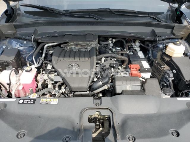 Photo 9 of 2024 TOYOTA GRAND HIGHLANDER XLE (VIN 5TDAAAB54RS021489)