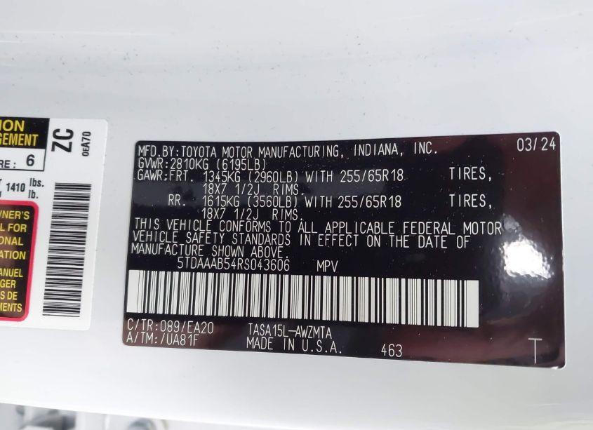 Photo 9 of 2024 Toyota Grand HIGHLANDER XLE (VIN 5TDAAAB54RS043606)