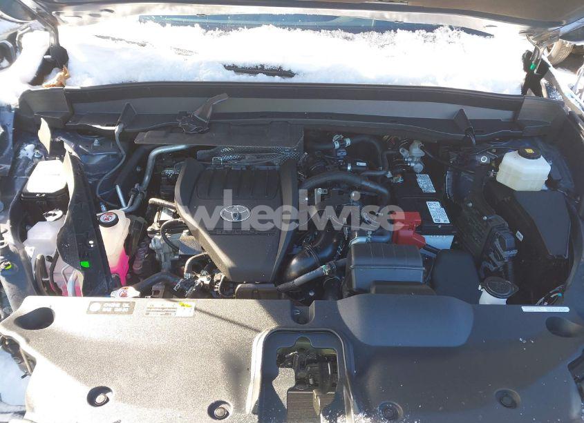 Photo 10 of 2024 Toyota Grand HIGHLANDER PLATINUM (VIN 5TDAAAB55RS026801)