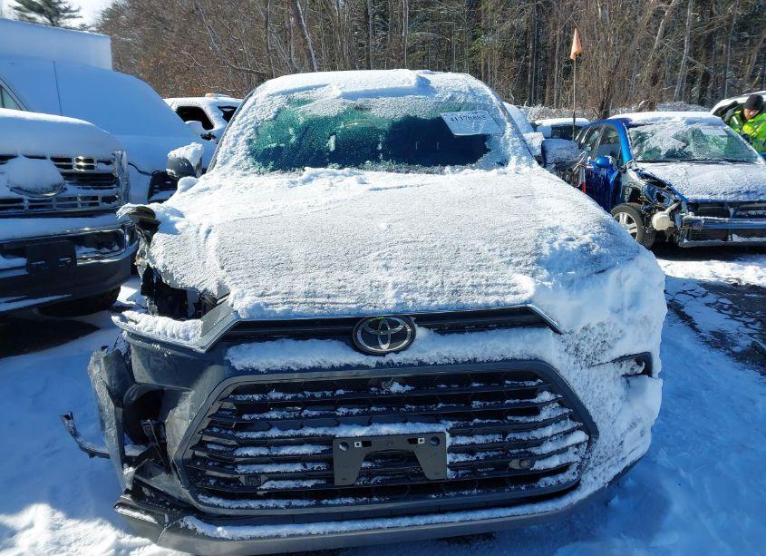 Photo 13 of 2024 Toyota Grand HIGHLANDER PLATINUM (VIN 5TDAAAB55RS026801)