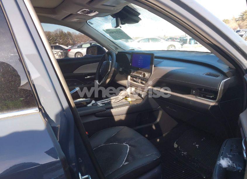 Photo 5 of 2024 Toyota Grand HIGHLANDER PLATINUM (VIN 5TDAAAB55RS026801)