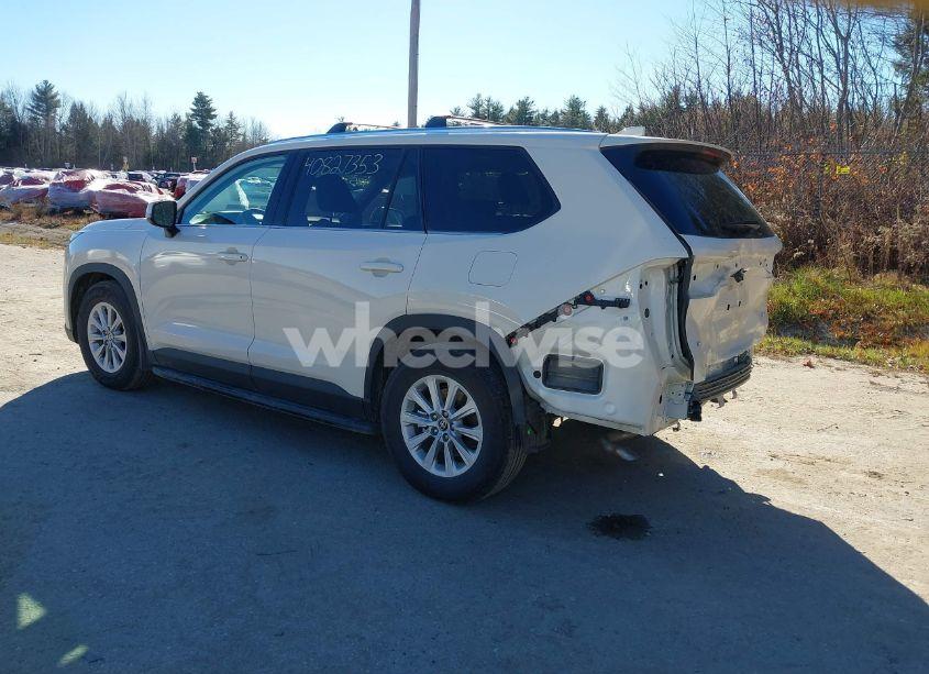 Photo 3 of 2024 Toyota Grand HIGHLANDER XLE (VIN 5TDAAAB55RS050984)