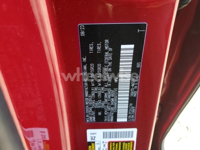 2024 TOYOTA GRAND HIGHLANDER XLE (VIN 5TDAAAB56RS012745) main photo