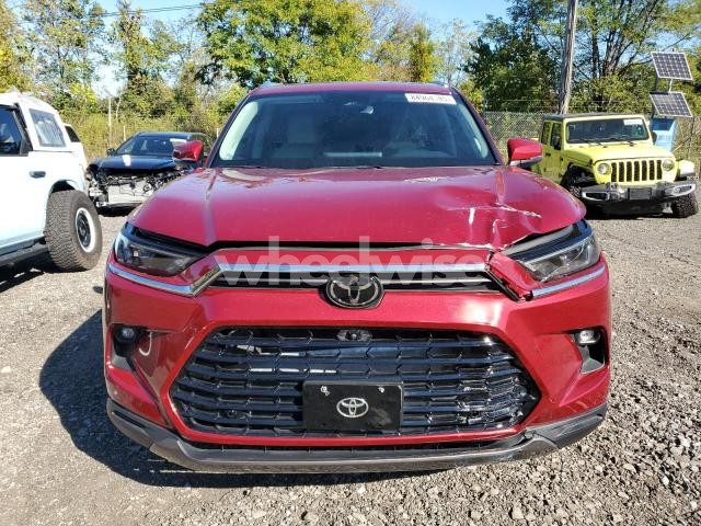 Photo 6 of 2024 TOYOTA GRAND HIGHLANDER XLE (VIN 5TDAAAB56RS012745)