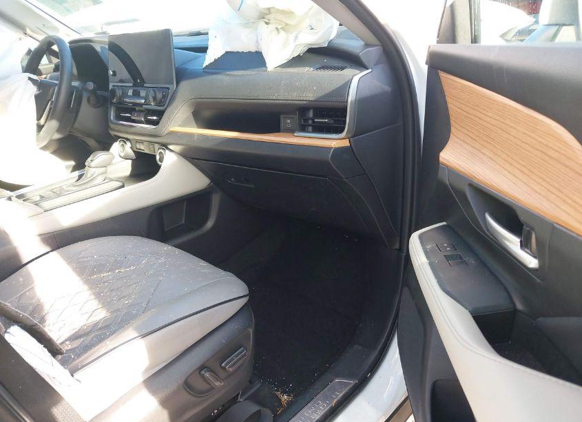 Photo 5 of 2024 Toyota Grand HIGHLANDER PLATINUM (VIN 5TDAAAB56RS042800)