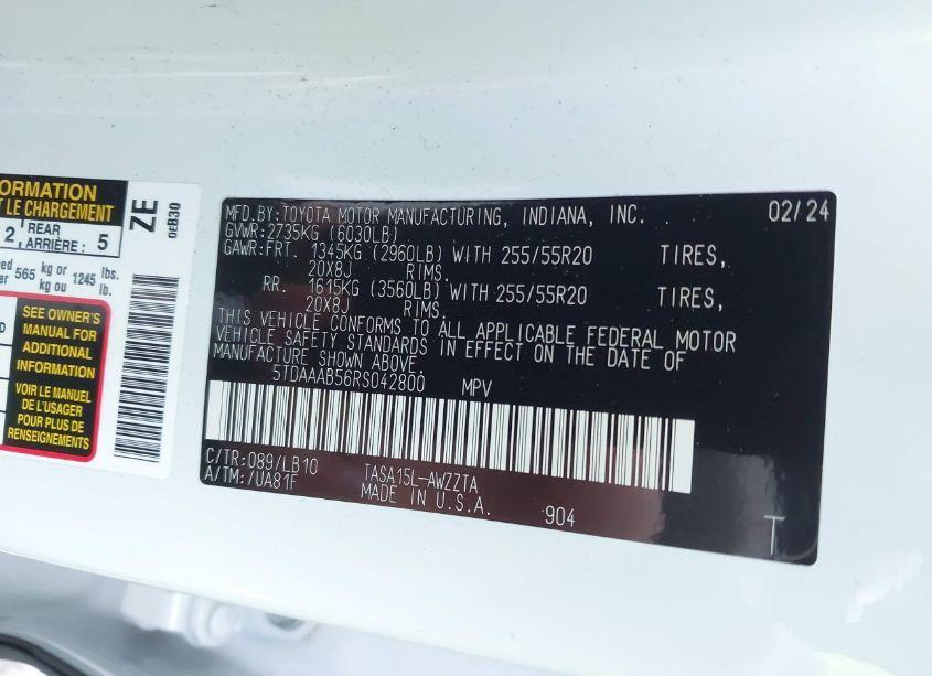 Photo 9 of 2024 Toyota Grand HIGHLANDER PLATINUM (VIN 5TDAAAB56RS042800)