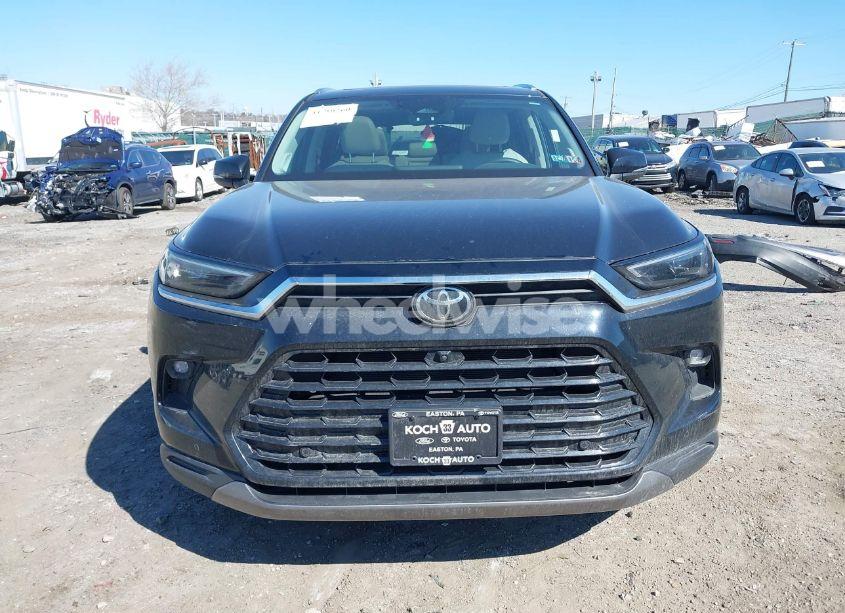 Photo 12 of 2024 Toyota Grand HIGHLANDER LIMITED (VIN 5TDAAAB56RS043798)