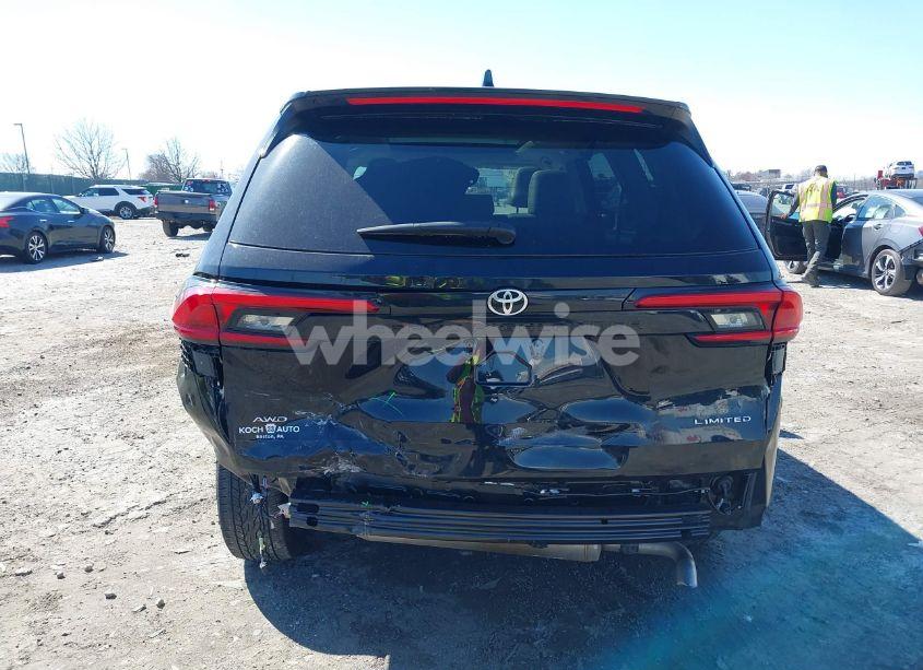 Photo 16 of 2024 Toyota Grand HIGHLANDER LIMITED (VIN 5TDAAAB56RS043798)
