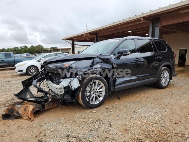 Photo 3 of 2024 TOYOTA GRAND HIGHLANDER XLE (VIN 5TDAAAB57RS009210)