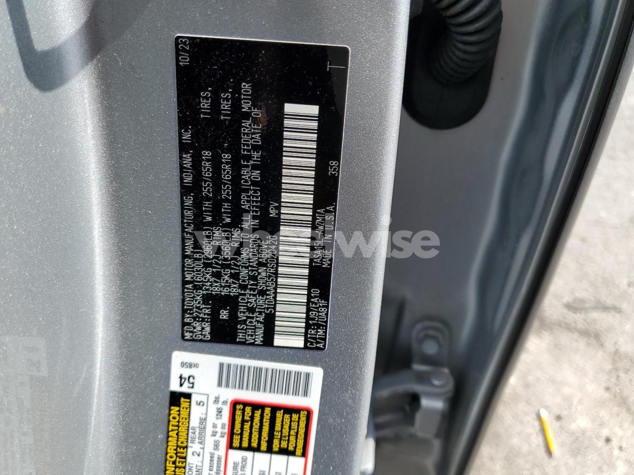 Photo 13 of 2024 TOYOTA GRAND HIGHLANDER XLE (VIN 5TDAAAB57RS020420)