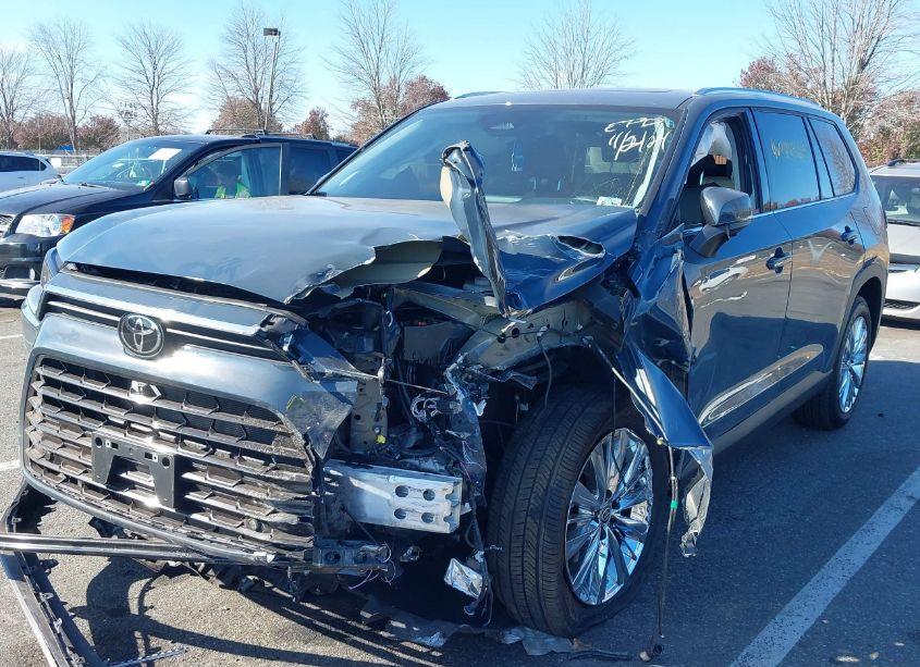 Photo 2 of 2024 Toyota Grand HIGHLANDER PLATINUM (VIN 5TDAAAB58RS000676)