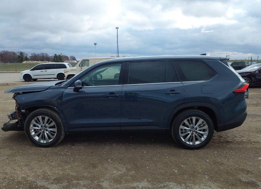 Photo 15 of 2024 Toyota Grand HIGHLANDER PLATINUM (VIN 5TDAAAB59RS004283)