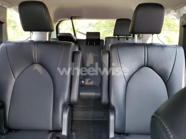 Photo 11 of 2024 TOYOTA GRAND HIGHLANDER XLE (VIN 5TDAAAB59RS004803)