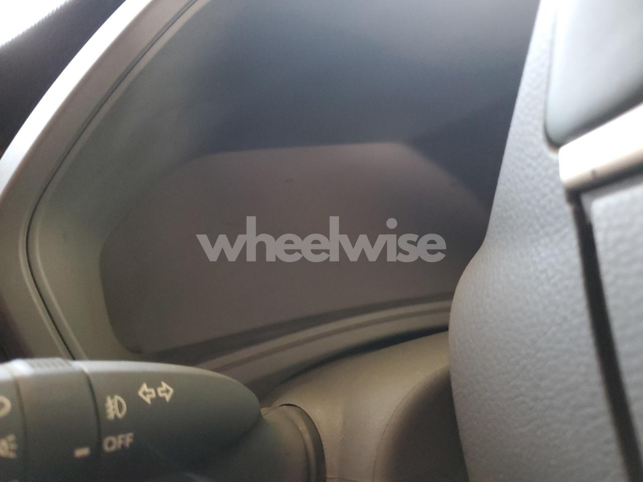 Photo 9 of 2024 TOYOTA GRAND HIGHLANDER XLE (VIN 5TDAAAB59RS017664)