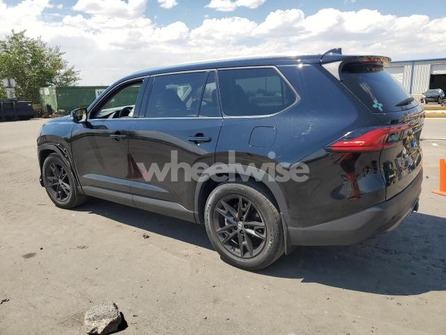 Photo 13 of 2024 TOYOTA GRAND HIGHLANDER XLE (VIN 5TDAAAB59RS036456)