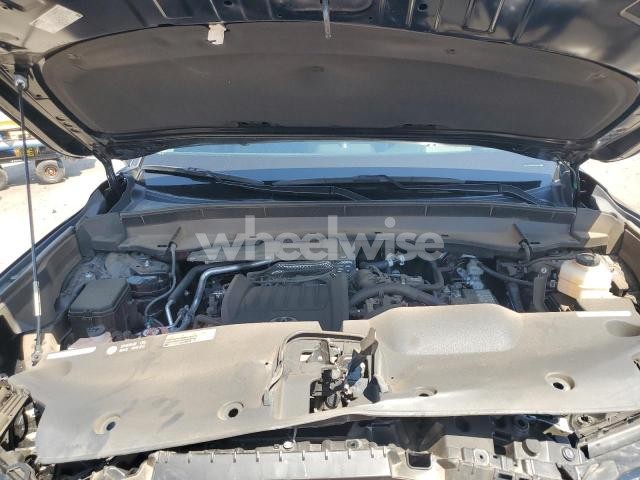 Photo 8 of 2024 TOYOTA GRAND HIGHLANDER XLE (VIN 5TDAAAB59RS036456)