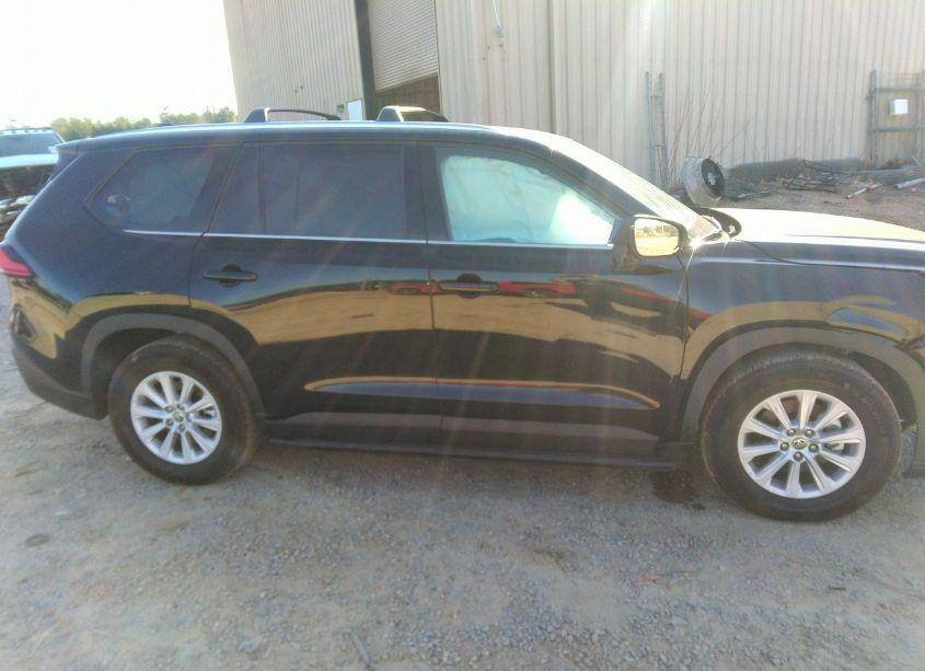 Photo 13 of 2024 Toyota Grand HIGHLANDER XLE (VIN 5TDAAAB59RS038711)