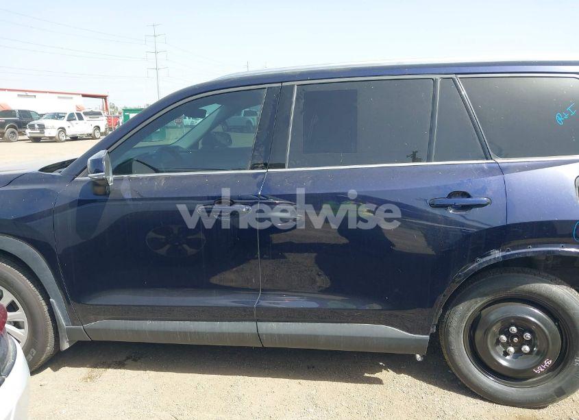 Photo 15 of 2024 Toyota Grand HIGHLANDER XLE (VIN 5TDAAAB59RS059896)