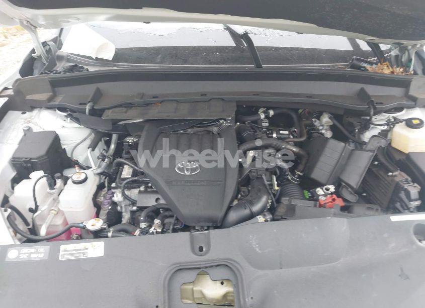 Photo 10 of 2024 Toyota Grand HIGHLANDER XLE (VIN 5TDAAAB5XRS011839)