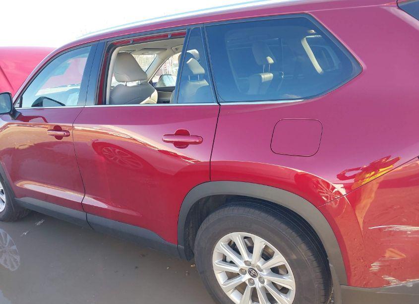 Photo 15 of 2024 Toyota Grand HIGHLANDER XLE (VIN 5TDAAAB5XRS018578)