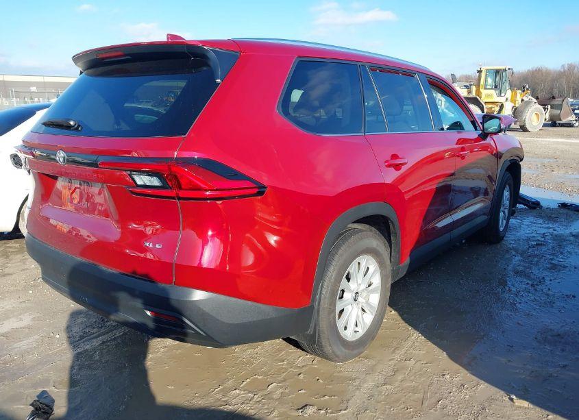 Photo 4 of 2024 Toyota Grand HIGHLANDER XLE (VIN 5TDAAAB5XRS018578)