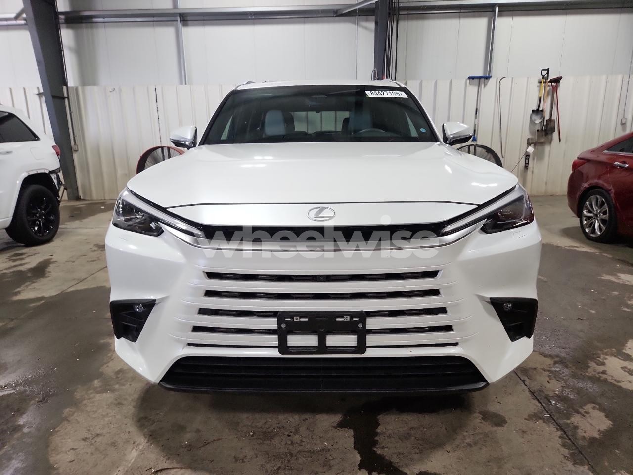 Photo 5 of 2024 LEXUS TX 350 BASE (VIN 5TDAAAB64RS015314)